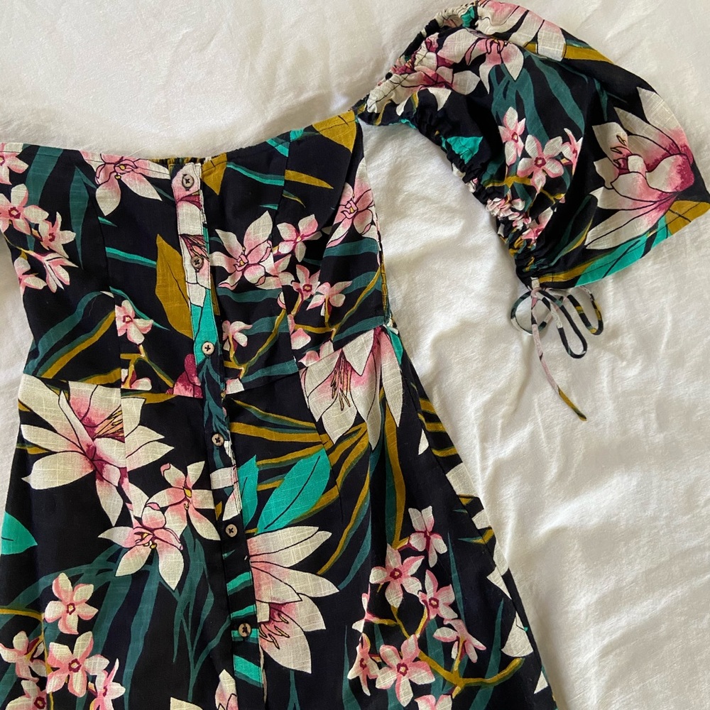 Off the shoulder Midi Dress // Billabong